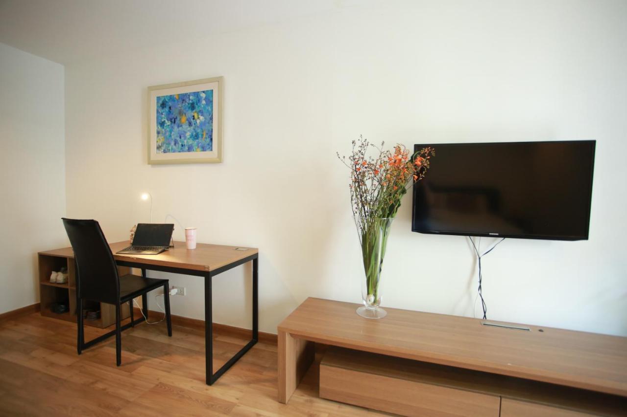 The Box Residence Банкок Екстериор снимка